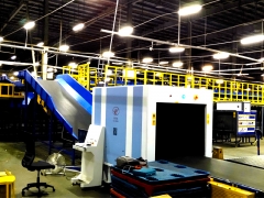 創(chuàng)藝龍龍門式安檢機應(yīng)用于德邦物流中心